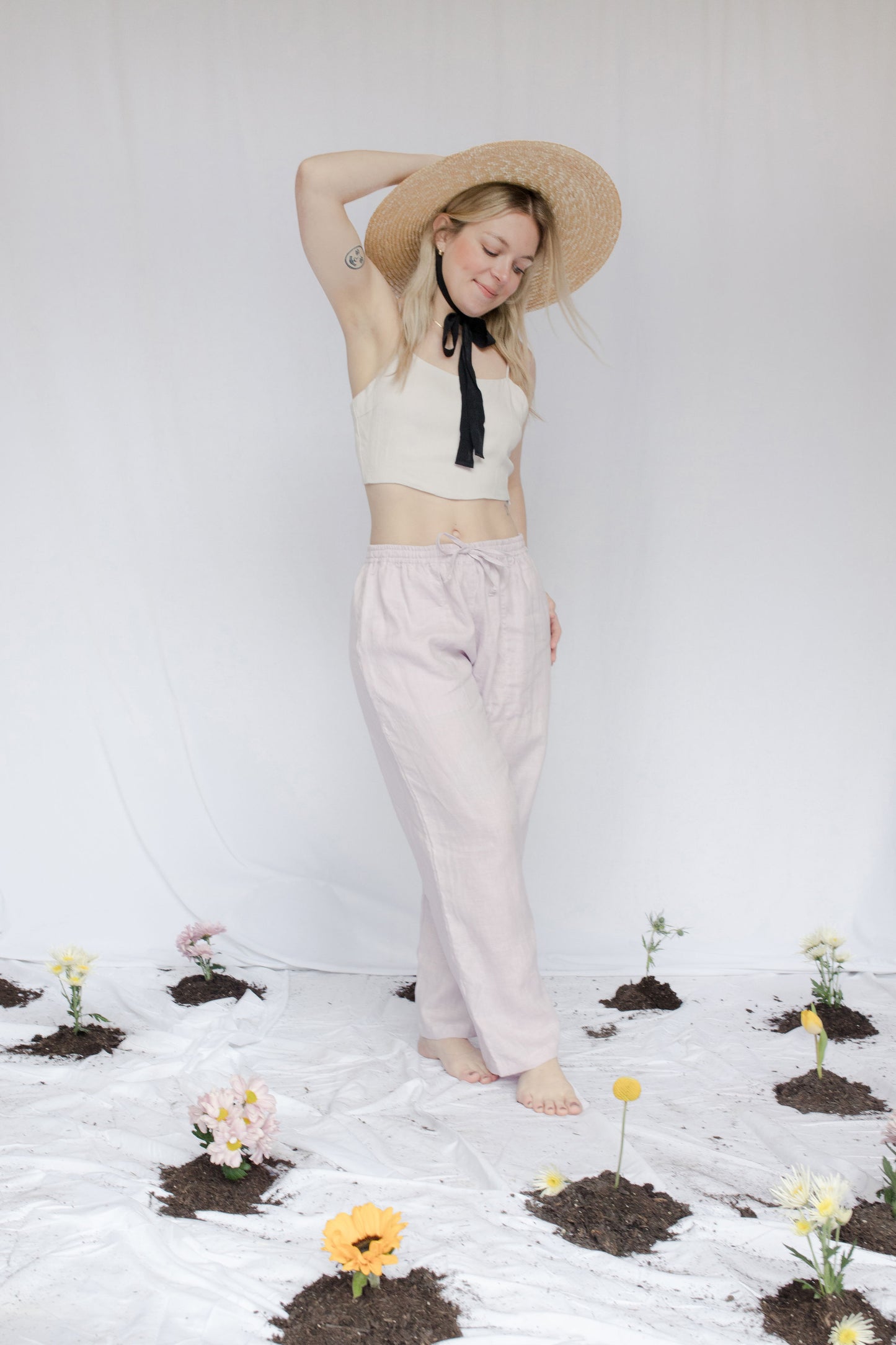 model in Cora linen pants