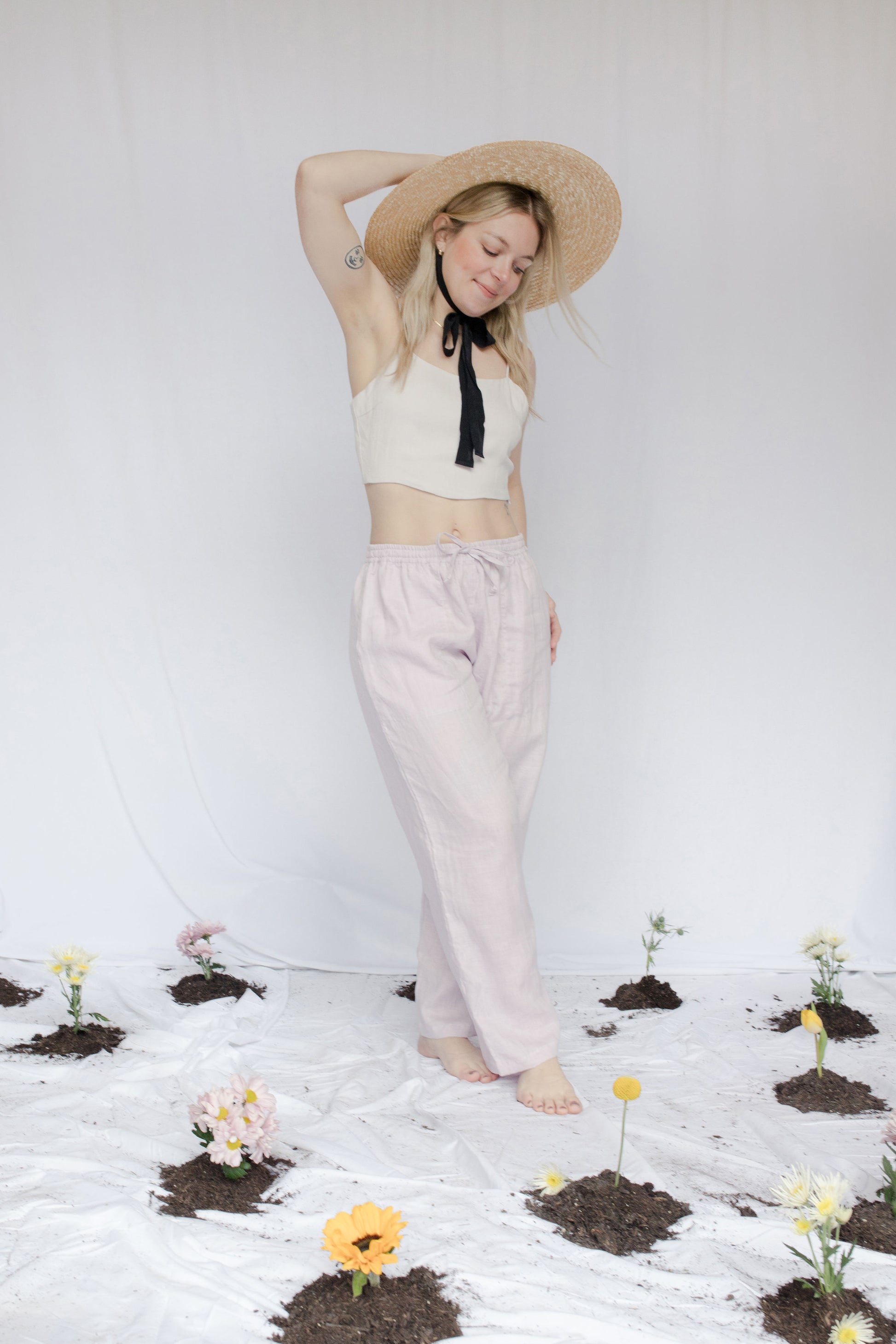 model in Cora linen pants